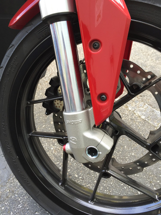 Illustration for article titled More Porsche Than Prius - 2015 Zero SR Electric Bike Review